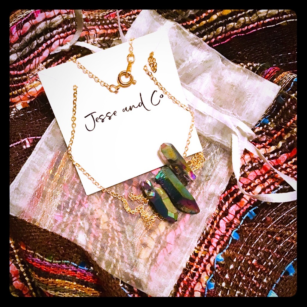 🌟BNWT JESSE & CO STUNNING TRIPLE QUARTZ NECKLACE